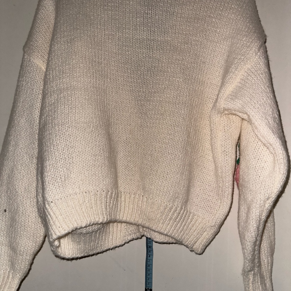 Strawberry buttoned sweater - Picture 4 of 4